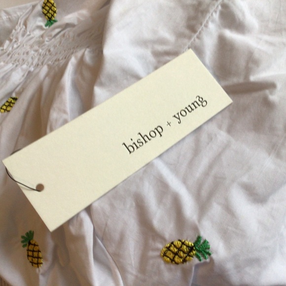 NWT BISHOP + YOUNG PINEAPPLE PRINT OFF THE SHOULDER TOP SIZE MEDIUM - Picture 8 of 14